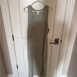 H&M Olive Sleeveless Maxi Dress